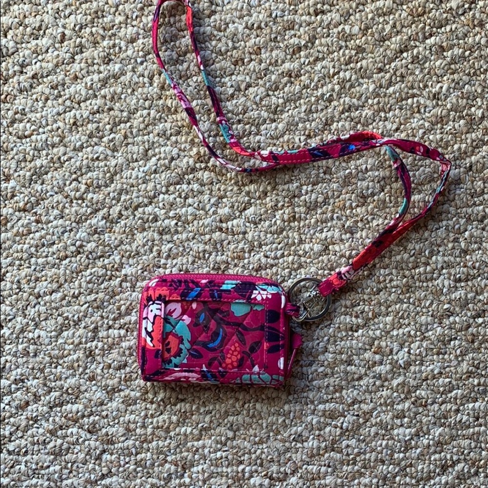 Vera Bradley zip wallet with lanyard🌟🌟